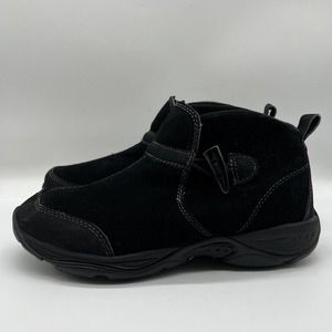 Women's Easy Spirit Explore 24 Walking Black Boots Size 6.5 Ankle Shoes
